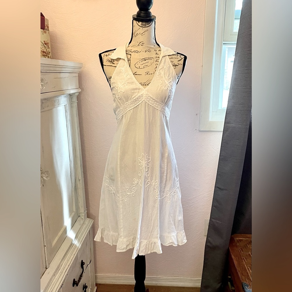 White cotton Halter Sun Dress/Beach Cover Up Size Small